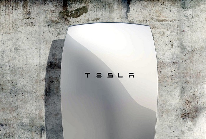 Домашний аккумулятор Tesla Powerwall