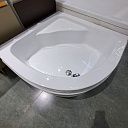 Овальная ванна  ассиметричная 90х90