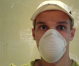 Защитит такая маска и от пыли, и от краски