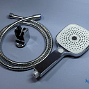 Душевая лейка с гибким шлангом квадратная