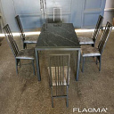 Стол со стульями