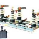 Разъединители двух- и трехполюсный РЛНД 10 кВ