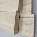 Доски из древесины дерева павловнии