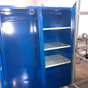 Металлический шкаф