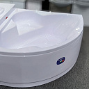 Акриловая ванна угловая 90х90