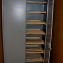 Шкаф металлический для хранения хлеба с хлебными поддонами
