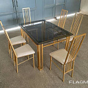 Столик со стульями