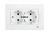 Розетка двойная с заземлением KARRE