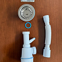 Сифон для кухни с большим отстойником и нержавеющей чашкой Ф114 мм и подводкой для моющих, стиральных машин