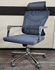 Офисное кресло J623