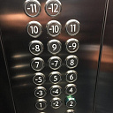 Панель приказов кабины лифта